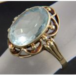 ART DECO DAMENRING 585/000 Gelbgold mit Blautopas. Ringgr. 50, brutto ca. 4,05g AN ART DECO LADIES