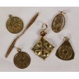 LOT VON 5 GOLDANHÄNGERN 585/000 Gelbold. Zus. ca. 7,19g A LOT OF 5 GOLD PENDANTS 585/000 yellow