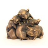 SAUHAUFEN Patinierte Miniaturbronze. H.6cm A LOT OF PIGS ABOUT EACH OTHER Patinated miniature