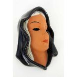 MADONNA MIT SCHLEIER Goldscheider, West Germany 1953 - 1960 Wandmaske. Rötlicher Tonscherben,