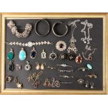 LOT VON 35 TEILEN SCHMUCK, meit Silber