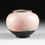 BRENDA MCMAHON (American 20th Century) AN ART POTTERY MOTTLED PINK GROUND LIDDED VASE, SIGNED, of