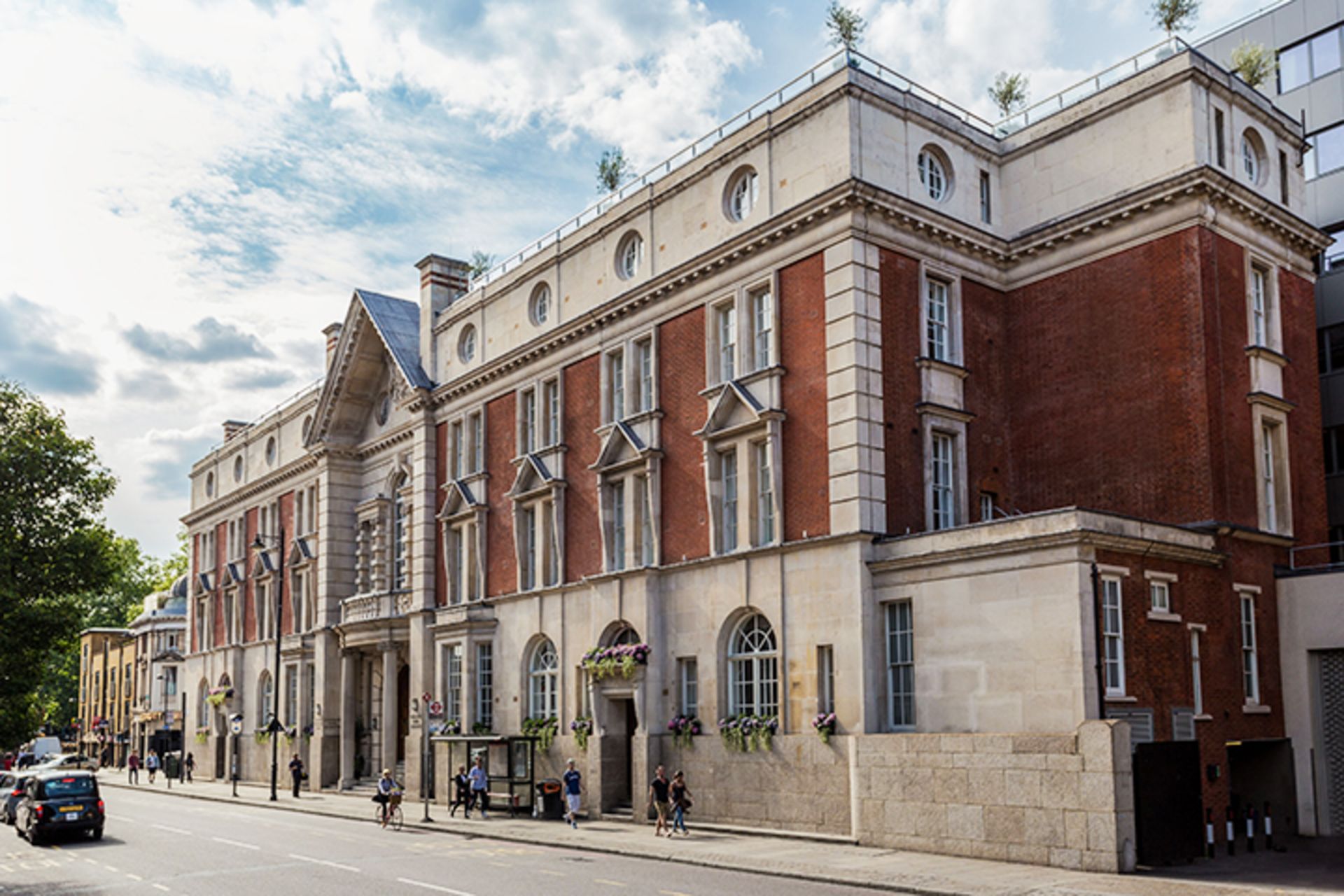 Courthouse Shoreditch Hotel – once home to the Kray brothers invites two people for two nights - Image 2 of 4