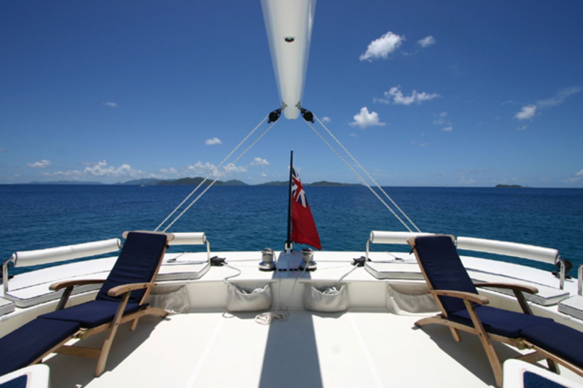 British Virgin Islands sailing for a week on the magnificent catamaran ‘Akasha’ for up to 10 guests