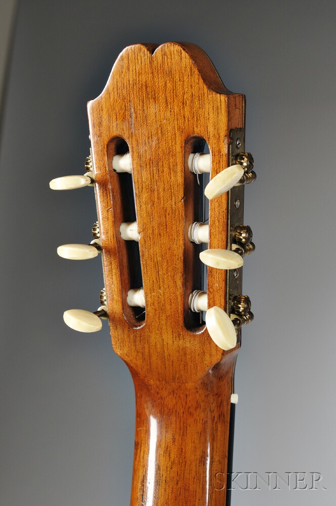 French Classical Guitar, Robert Bouchet, Paris, 1970, no. 130, labeled ROBERT / BOUCHET / A PARIS, / - Image 12 of 15