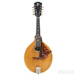 Gibson Style A-1 Mandolin, c. 1916, serial no. 29350, with case. Gibson Style A-1 Mandolin, c. 1916,