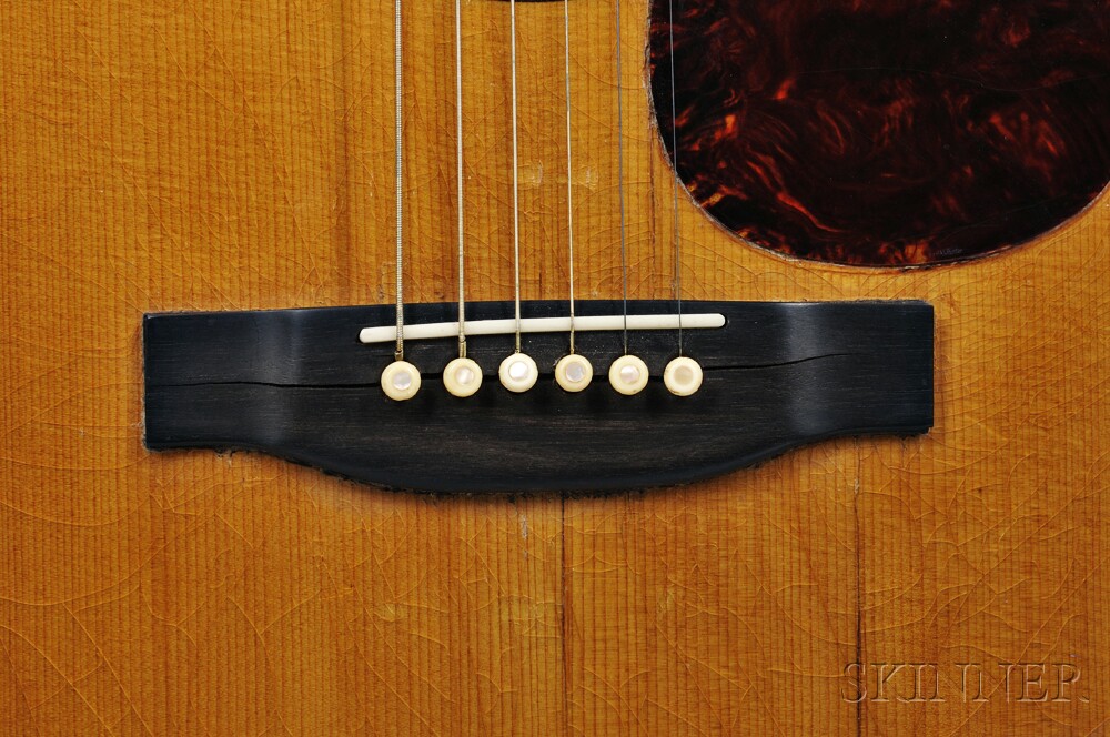 C.F. Martin & Co. D-45 Acoustic Guitar, 1941, serial no 78631, with later case. C.F. Martin & Co. - Image 6 of 10