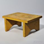 Shaker Yellow-stained Pine Bench, Canterbury, New Hampshire, 19th century, original stain, three-