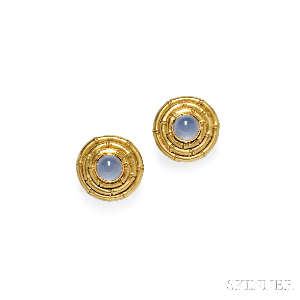 18kt Gold and Cabochon Blue Chalcedony Earclips, Nicholas Varney, each set with a circular