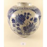 A large antique Delft jar decorated flowers (no lid) - 25cm