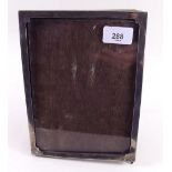 A silver rectangular photograph frame - 21 x 16cm