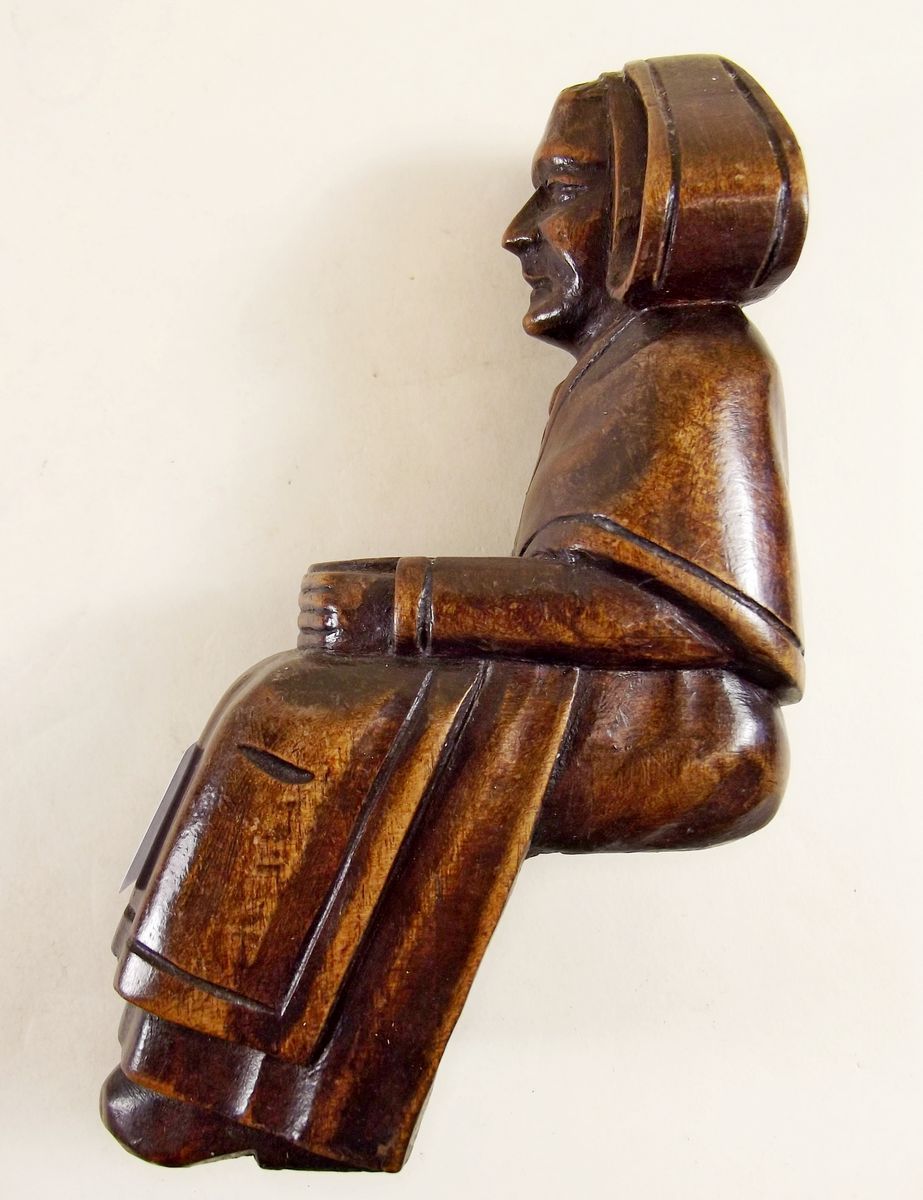 A 19th century continental carved wood seated figure - Image 2 of 2