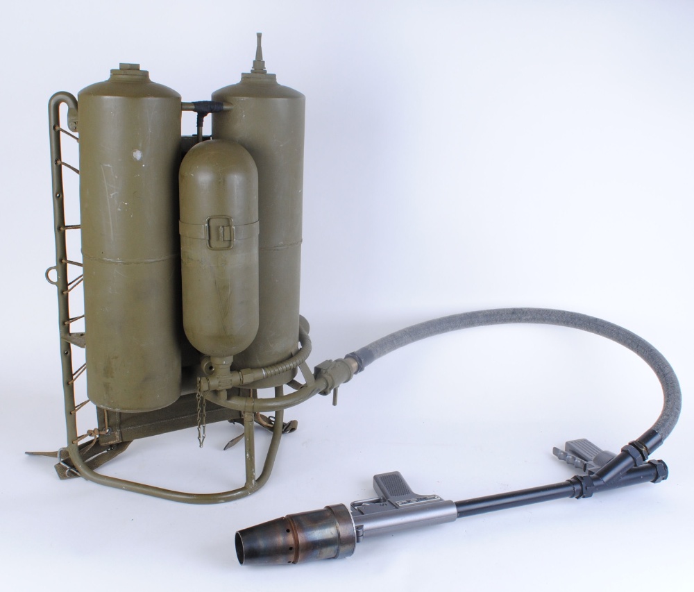US M2 Flame Thrower, comprising tank backpack, hose and flame gun - non functioning replica,