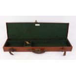 Brady leather gun case with baize lining firtted for 30 ins barrels