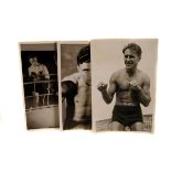 1940s and 1950s Boxing, a group of black and white press photographs and other boxing cards,