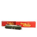 A Tri-ang Railways 00 Gauge R351 EM2 'Electra', in BR green with two good pantographs, in original
