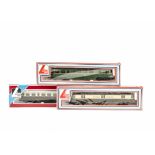 Lima 00 Gauge GWR Diesel Railcars: including passenger car No22, parcels car No34, both in GWR