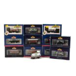 Bachmann 00 Gauge Freight Stock: One dozen assorted 4-wheel wagons, including cattle, private