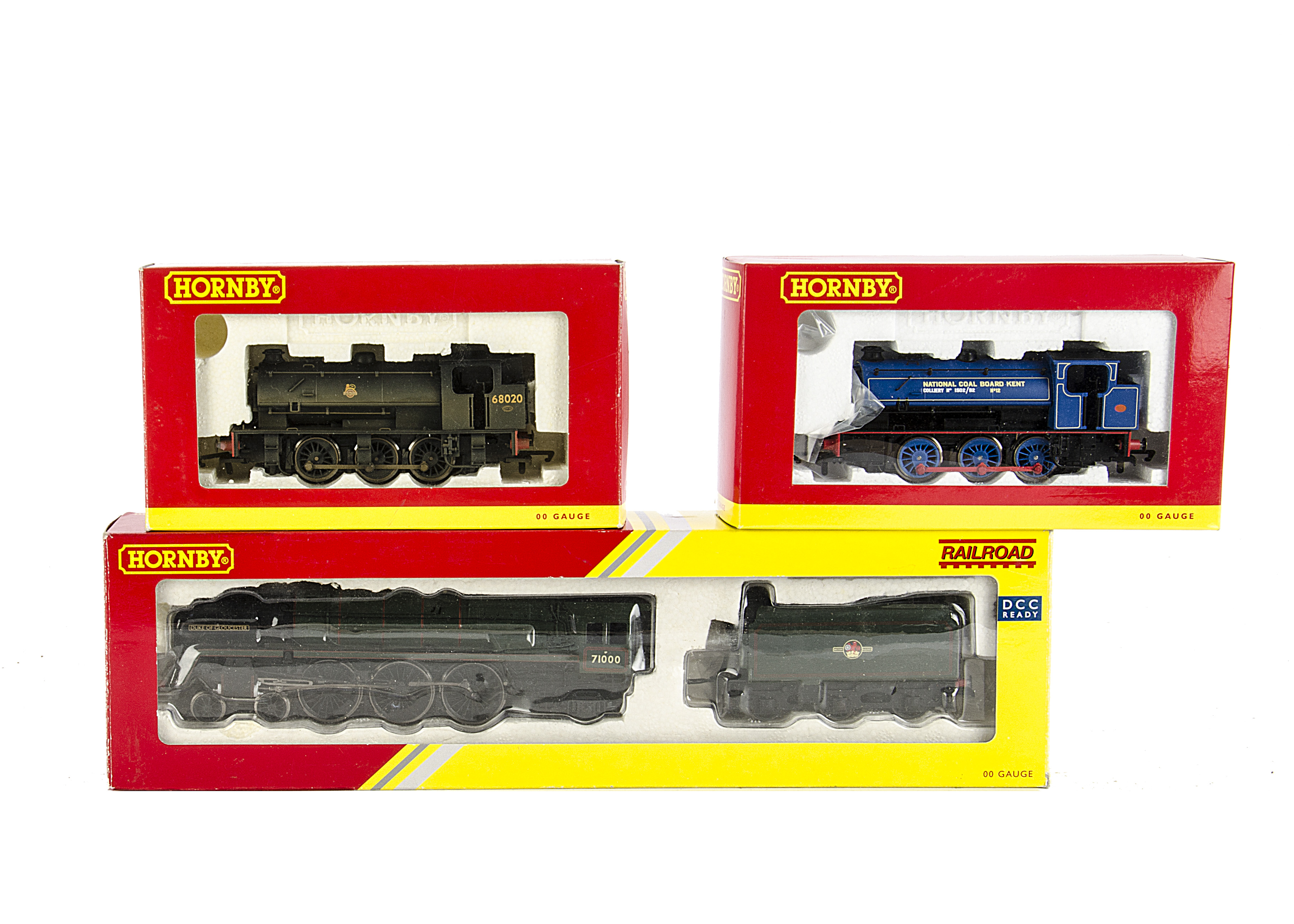 Three Hornby (China) 00 Gauge Steam Locomotives: comprising Railroad series R3168 BR Class 8 4-6-2