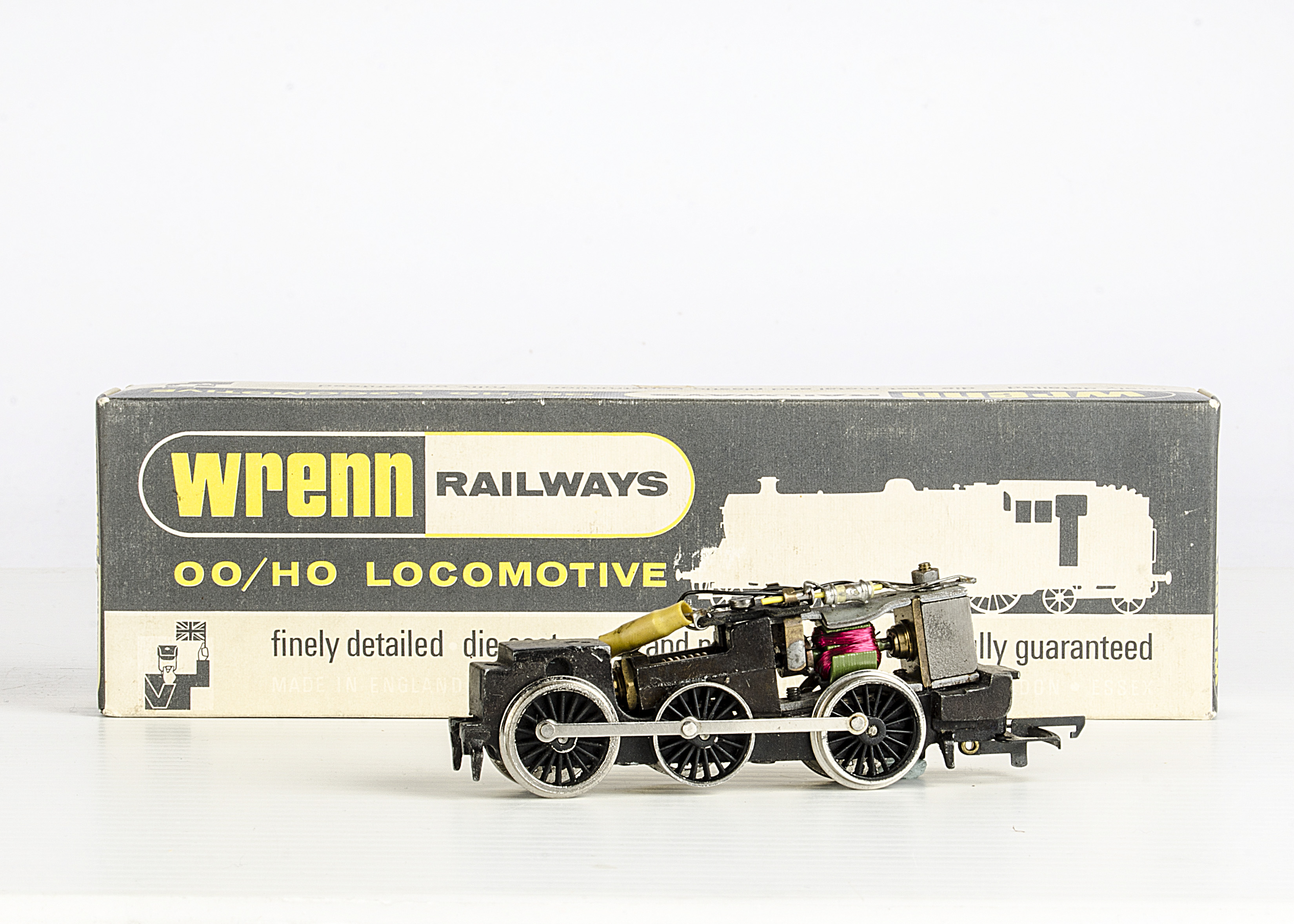 Wrenn 00 Gauge rare W2206C R1 0-6-0 Tank Locomotive 'Chassis with Motor', in original early box with