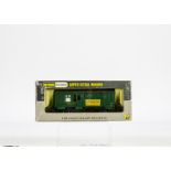 Rare Wrenn 00 Gauge Wagons, W.4315 'Royden Stables' Green Horse Box x 2, both examples of 'no