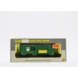 Wrenn 00 Gauge Wagons, W4315 and W4315P 'Royden Stables' Green Horse Box x 2, both with yellow