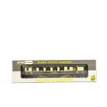 Rare Wrenn 00 Gauge W6002C Chocolate and Cream Pullman Coaches 'Carina', 1st Class Kitchen Car, in