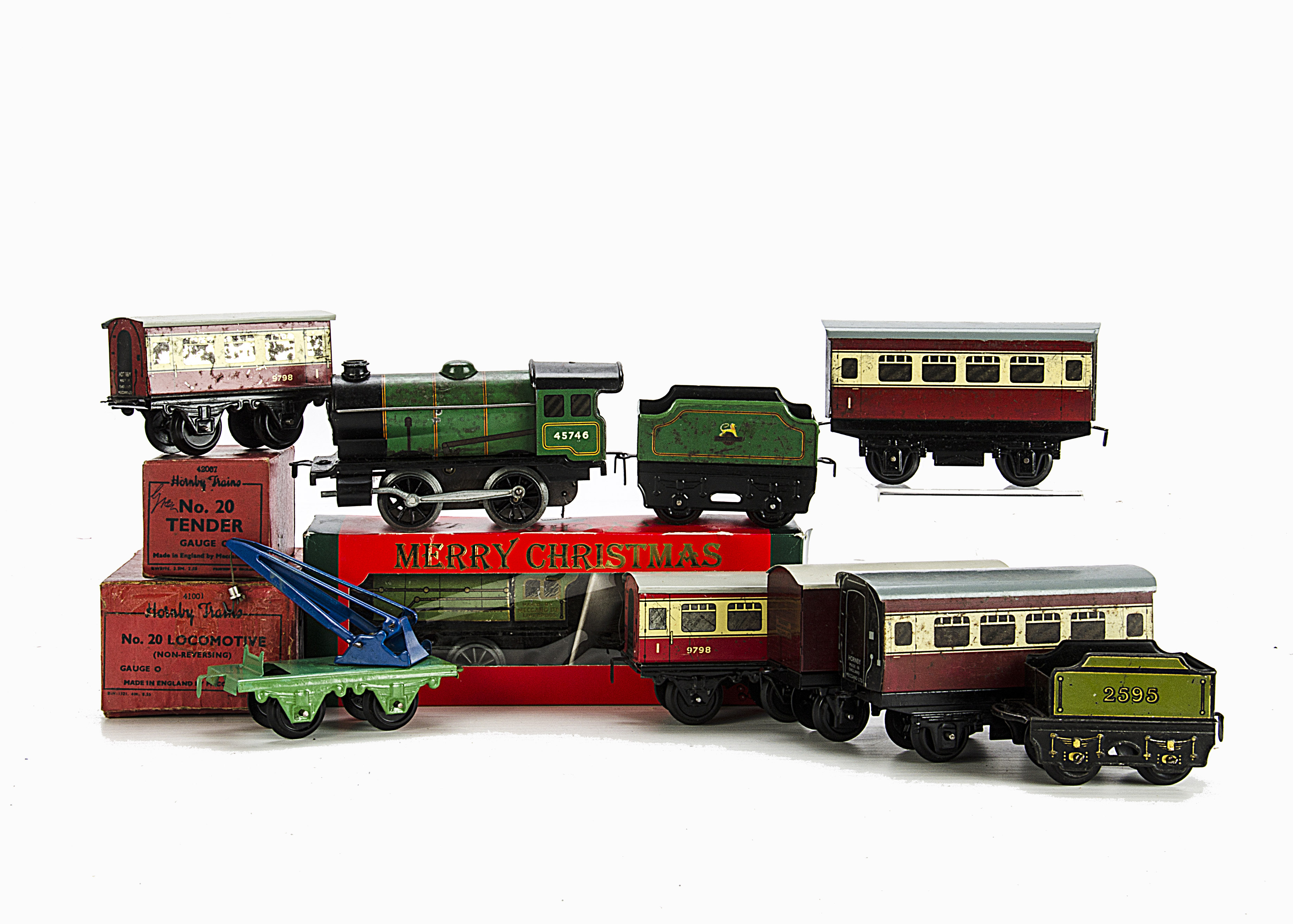 A Collection of Smaller Hornby O Gauge Clockwork Trains, including green MO locomotive and tender,