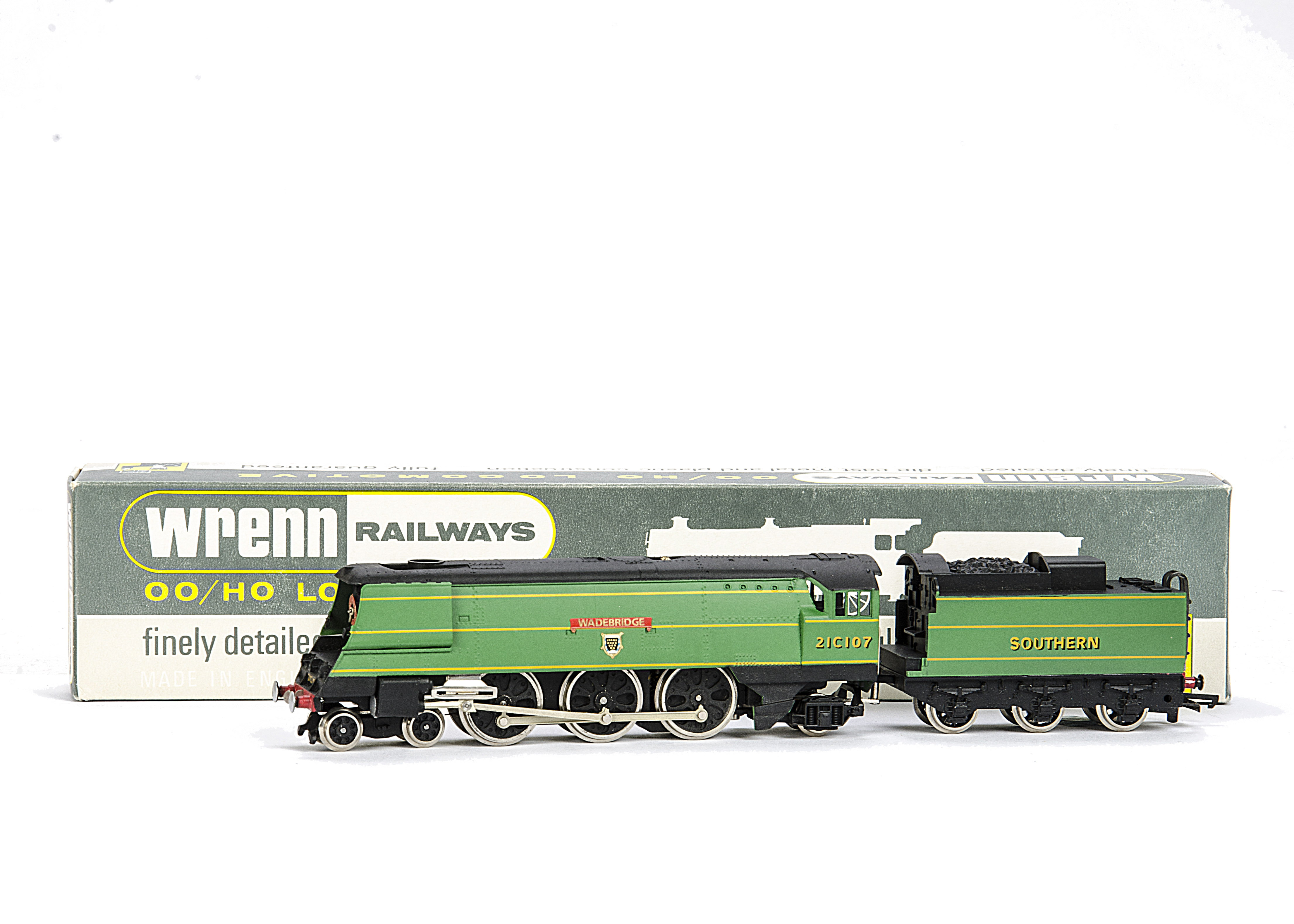 A rare Wrenn 00 Gauge W2305 Bullied 'Spam Can' SR Green 'Wadebridge' Locomotive and Tender Running