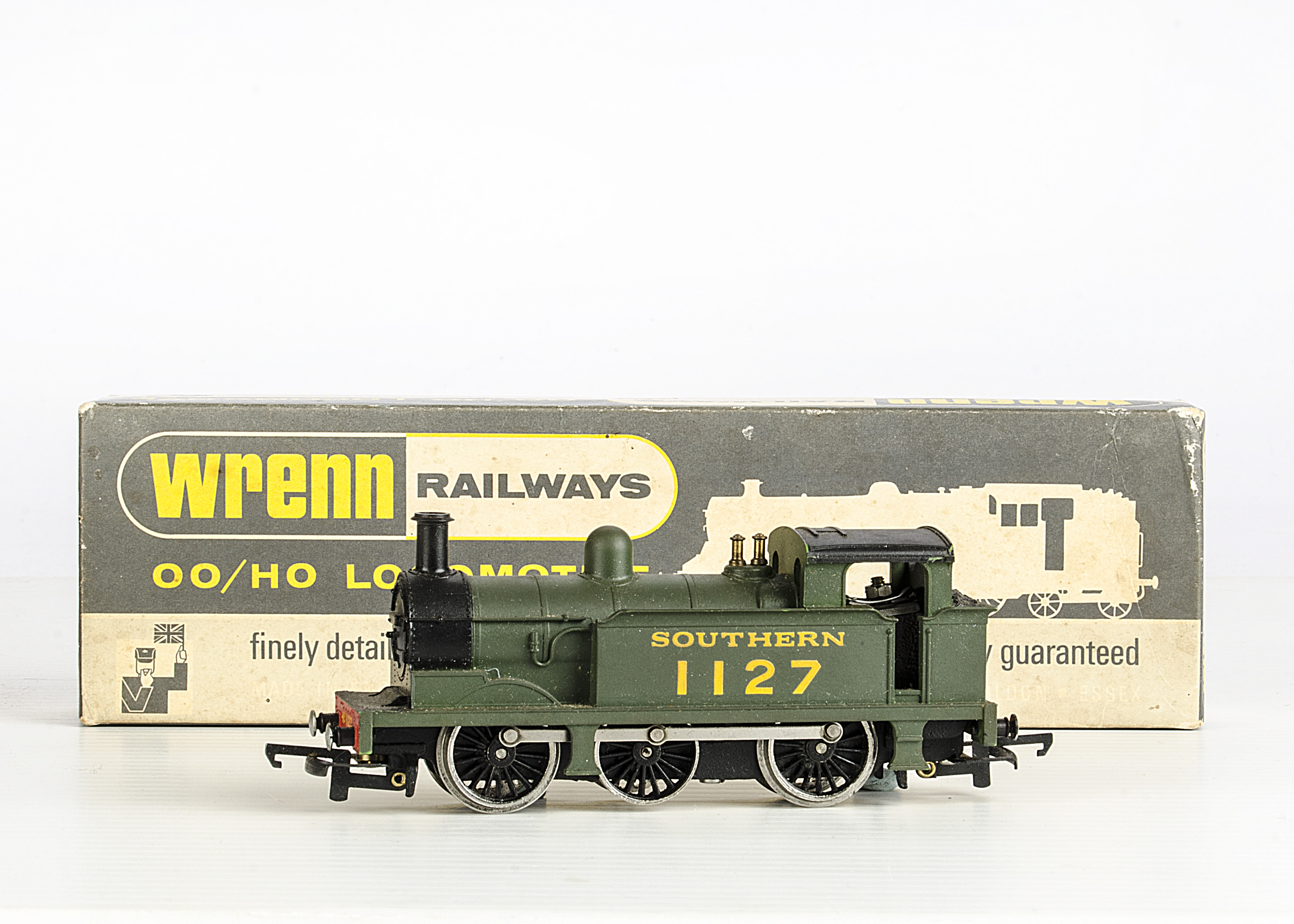 Wrenn 00 Gauge W2207 SR R1 0-6-0 Tank Locomotives No. 1127, in green, in original boxes with end-