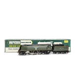 A rare Wrenn 00 Gauge W2275/5P Bullied 'Spam Can' BR 'Hurricane' 5 Pole Motor Locomotive and