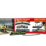 1980's Hornby 00 Gauge train Sets, R825 Flying Scotsman Set comprising LNER green 4472 Locomotive