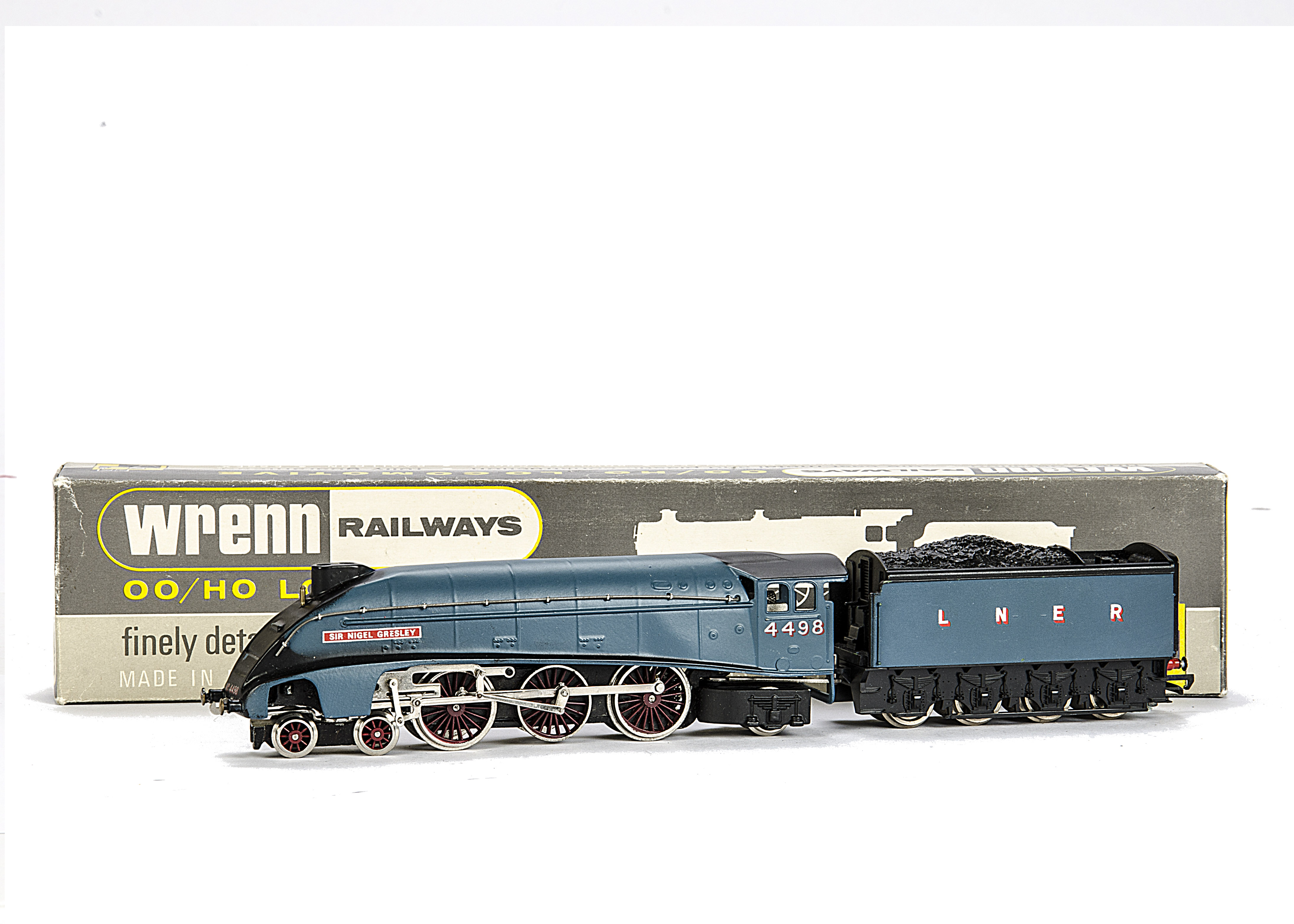 A Wrenn 00 Gauge W2212A LNER A4 'Sir Nigel Gresley' 4-6-2 Locomotive and Tender No. 4498, in