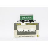 Rare Wrenn 00 Gauge Special Limited Edition Wagons, W5542 Grey' IC'I Salt Wagon, number 19 of 35