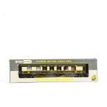 Rare Wrenn 00 Gauge W6012A Chocolate and Cream Golden Arrow Pullman Coaches 'Cecelia', 1st Class, (