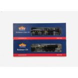 Two Bachmann OO Gauge LNER Locomotives and Tenders, comprising ref 31-003 class O4 2-8-0 no 6190,