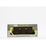 Wrenn 00 Gauge Wagons, W5049 GW LWB Passenger Fruit Van x 4, all in original Wrenn long boxes, VG-E,