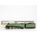 An uncommon Wrenn 00 Gauge W2209 LNER A4 'Golden Eagle' 4-6-2 Locomotive and Tender No. 4482, in