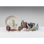 Dolls’ house and miniature pieces: including a pipe, a silver charm cheque book and Dieppe creel,