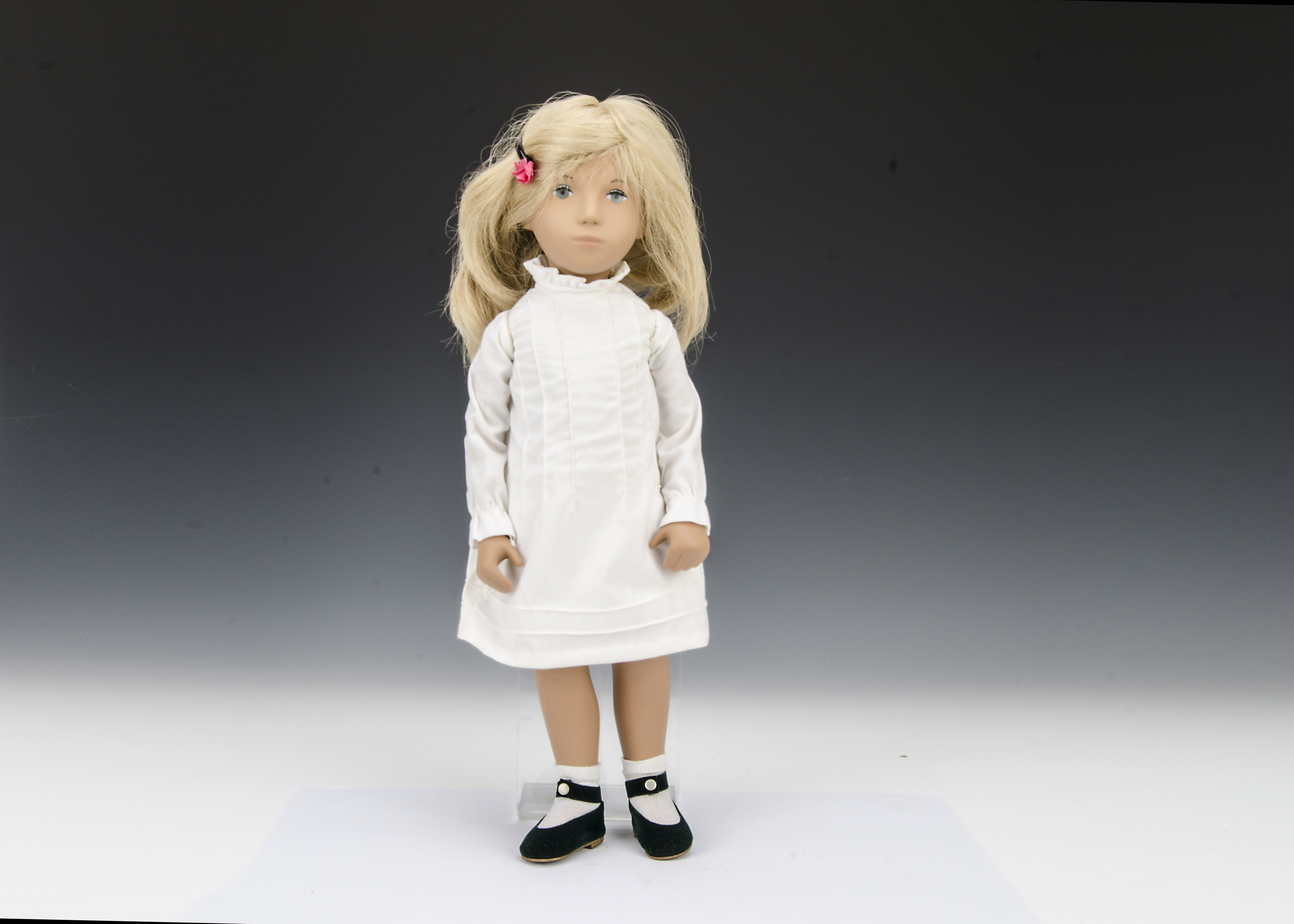 A Trendon Limited Edition Sasha doll Pintucks, 1982, with Fair hair, white dress, black velvet shoes