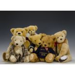Stratford-upon-Avon Teddy Bear Museum Teddy Bears: comprising House of Nisbet Aloysius with BA bag -