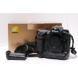 Nikon D2x Camera Body: in makers box including chargers, batteries and strap