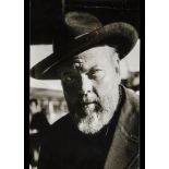 Film PR Images - Orson Welles: Orson Welles filming F for Fake at the Gare d'Austerlitz in Paris,