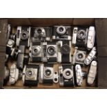 A Quantity of Various Cameras, including Voigtlander Vito C, Voigtlander Vitoret DR and more (a