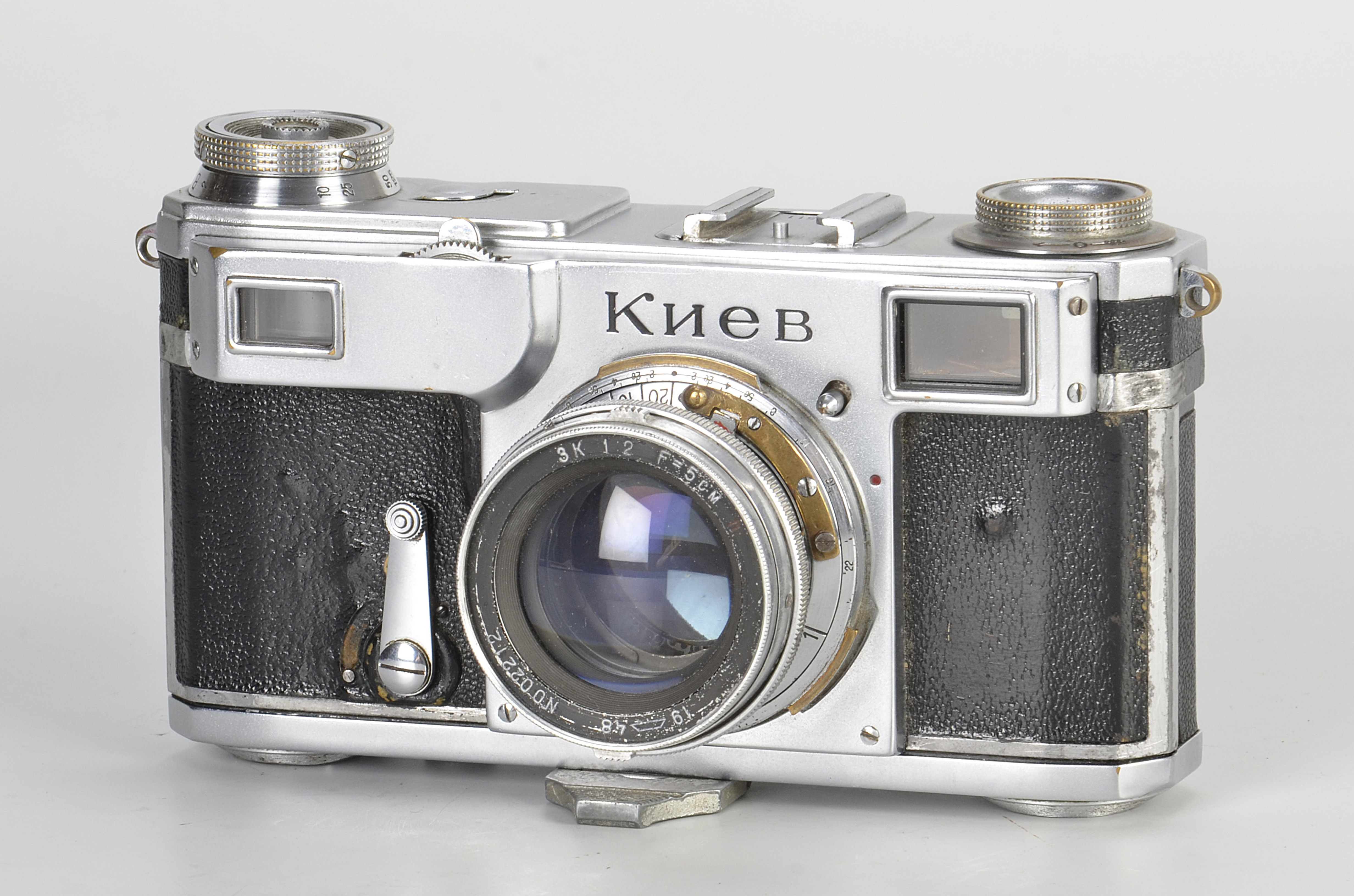 A Kiev Arsenal Kiev ‘48’ Rangefinder Camera, chrome, serial no. 481511, with ZK Sonnar-Krasnogorsk