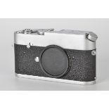 A Leica MDa Body, chrome, serial no. 1411136, body, VG, shutter working