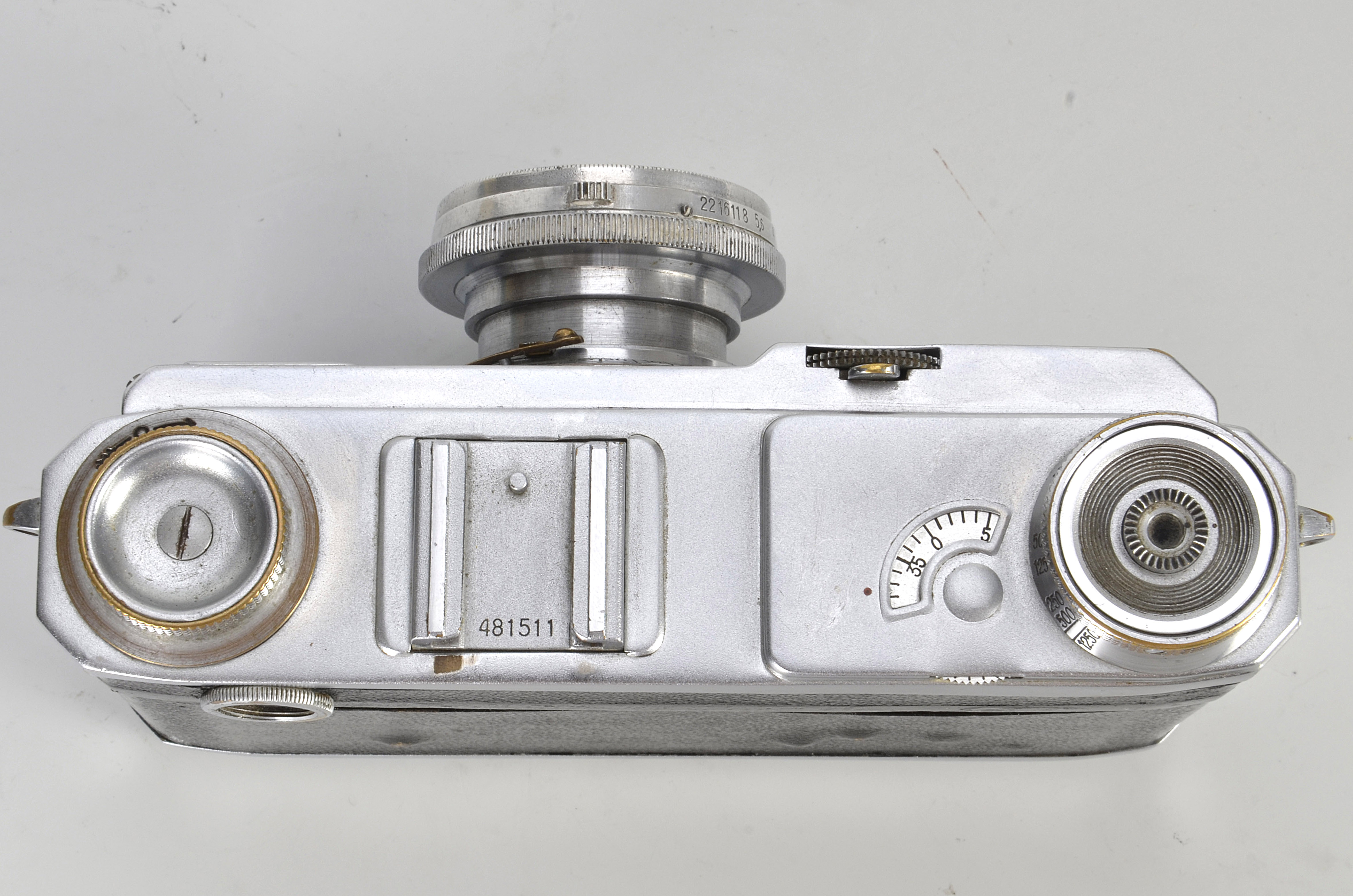 A Kiev Arsenal Kiev ‘48’ Rangefinder Camera, chrome, serial no. 481511, with ZK Sonnar-Krasnogorsk - Image 2 of 2