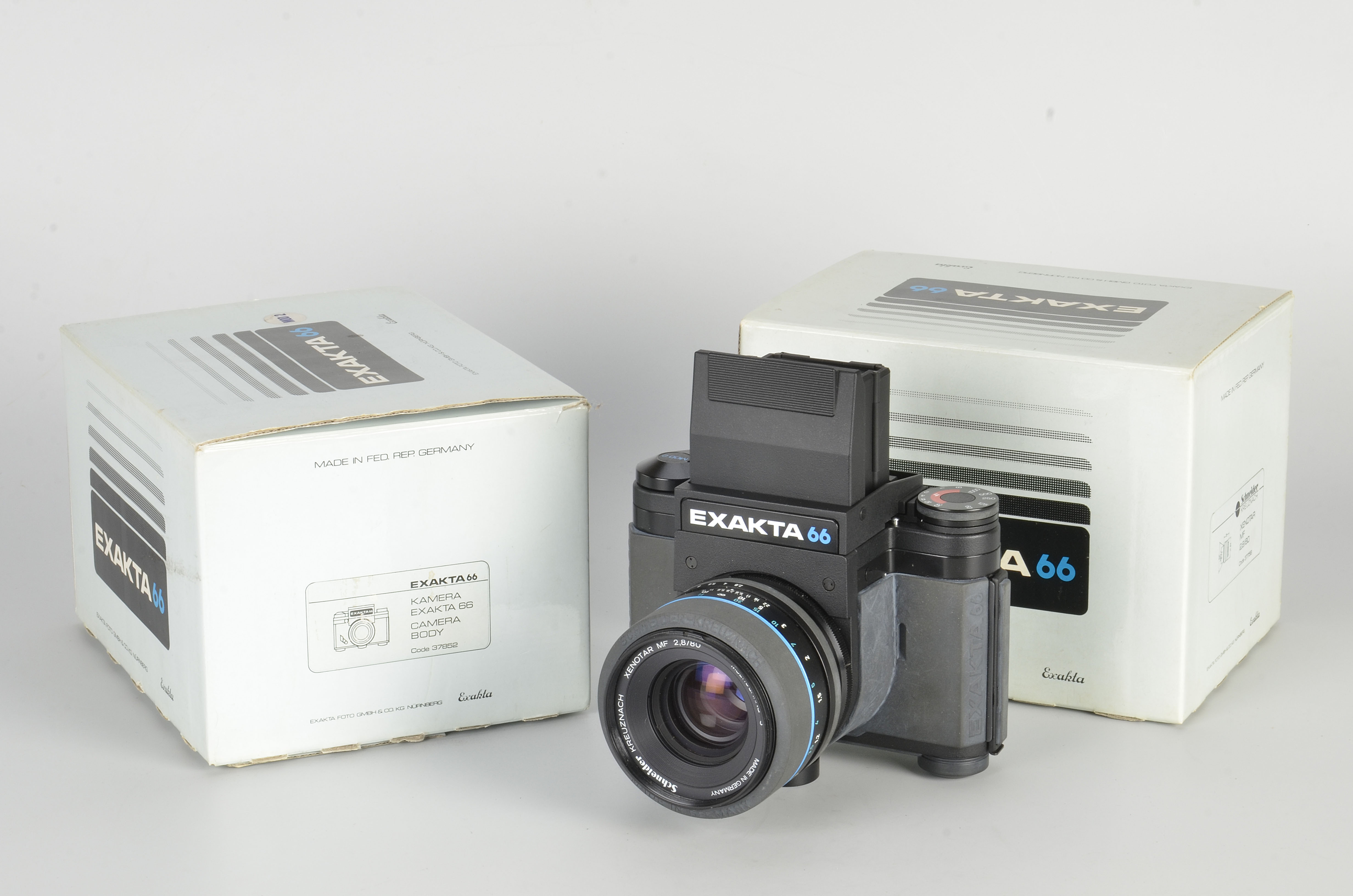 An Exakta 66 MOD2 Camera, black, serial no. 181982, with Schneider Xenotar MF f/2.8 80mm lens,