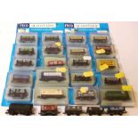 N Gauge Rolling Stock by Peco, 21 boxed plus 5 unboxed assorted wagons by Peco including 'Shaka
