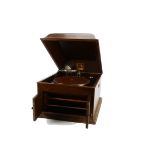 Table grand gramophone: an HMV Model 108 in oak case (no soundbox or winder)